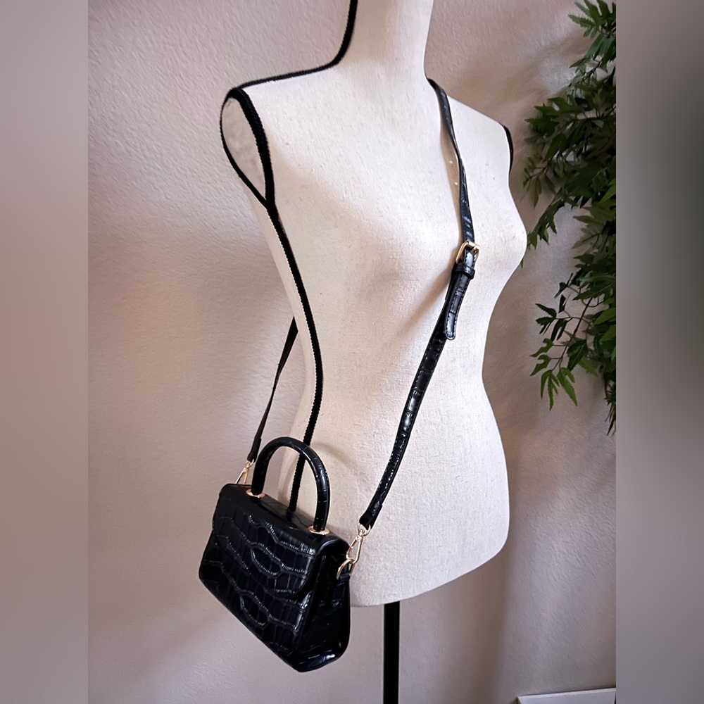 Crossbody leather purse